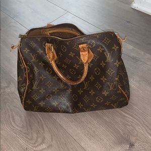 Authentic Louis Vuitton Speedy 30 Bag